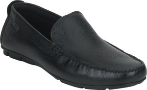 Red tape loafers flipkart sale
