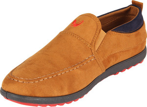 Vkc walkaroo casual shoes online