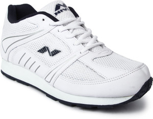 Nivia hot sale ace runner