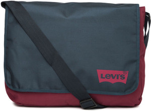 Levi's bags flipkart sales