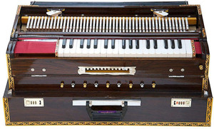 Coupler harmonium clearance