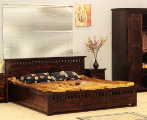 Saraf wooden deals furniture