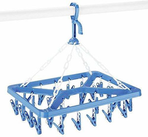Multipurpose hanger clearance for clothes