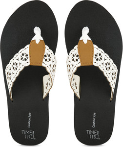 Time and tru on sale flip flops
