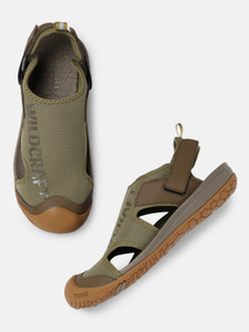 Wildcraft Men Green Sandals Buy Wildcraft Men Green Sandals