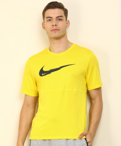 Nike tshirt yellow 2025