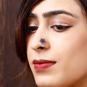 Black colour deals nose pin