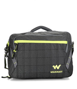 Wildcraft side on sale bags flipkart