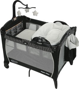 Graco pack n play with napper and changing hot sale table