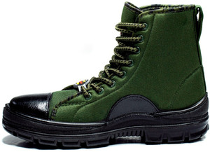 Liberty jungle sales shoes flipkart