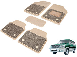 Toyota qualis floor mats top