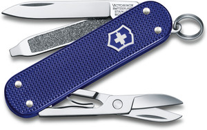 Victorinox classic hot sale sd blue