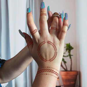 Apcute Henna tattoo kit | Best Mehandi Design Stencils for Girls, women and  Kids | Easy