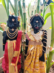 thehomosculpts Dressed Marapachi wooden doll bommai Raja Rani golu dolls9 inch Decorative Showpiece 25 cm Price in India Buy thehomosculpts Dressed Marapachi wooden doll bommai Raja Rani golu dolls9 i...