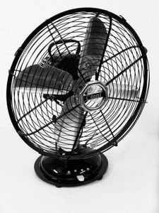 Cinni table fan cheap