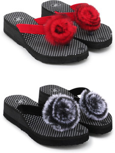 Womens slippers best sale with pom poms