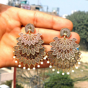 Antic model on sale fancy earring