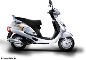 Stitchers MAHINDRA DURO DZ SCOOTY BLACK SEAT COVER