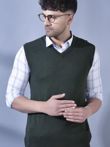 COBB Solid V Neck Casual Men Green Sweater Flipkart