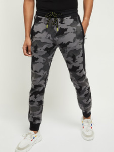 Camouflage track pants shop