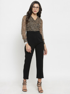 Magnetic store design jumpsuit