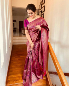 Manthrakodi saree top