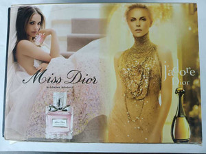 Dior perfume gift best sale set 4 bottle