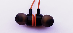 Amro Basic gaming best earphones with mic under 200 rupees 3.5mm jack pubg earphones Wired Price in India Buy Amro Basic gaming best earphones with mic under 200 rupees 3.5mm jack