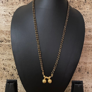 Black mani ganthan shop