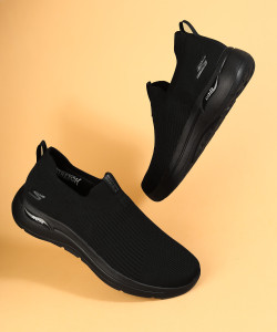 Skechers shoes 2025 without laces