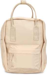 F21 backpack store