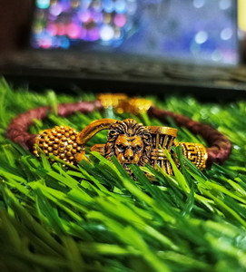 Gold best sale lion kada