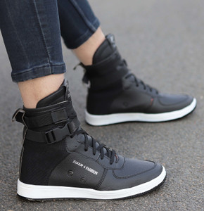 High top sneakers for boys outlet