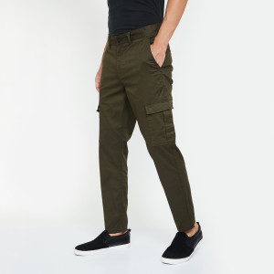 Bossini cargo pants store
