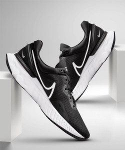 Nike react price in hotsell india