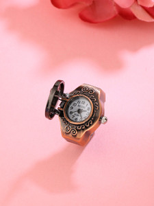 YELLOW CHIMES Latest Fashion Design Dial Analog Watch Ring