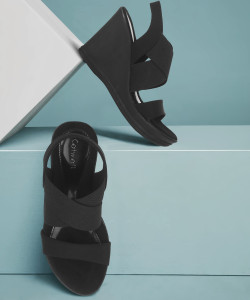 Catwalk wedges black store