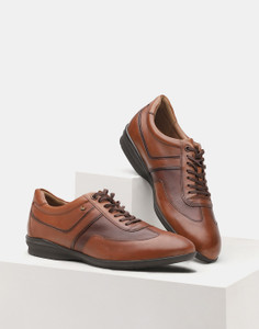 Blackberry shop casual shoes
