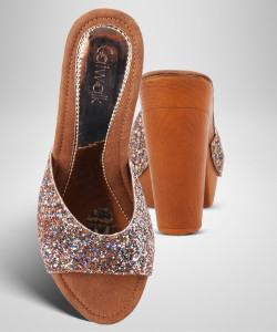 Catwalk new arrivals gold heels
