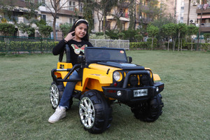 Kawaii Kids Made in India Battery operated 4x4 jeep with 12V