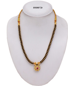 Black mani sales thushi mangalsutra