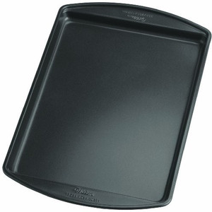 Wilton Perfect Results Nonstick Cookie Pan Small Pan NA cm diameter