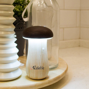 Reliable Mushroom Lamp 8000 mAh Power Bank