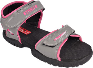 Striker outlet belt chappals