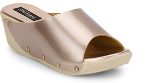 Shoetopia Women Golden Wedges
