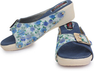 Naisha Women 10,Blue Wedges