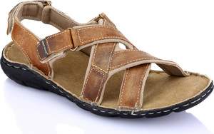 red tape sandals myntra