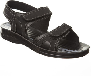Paragon hotsell sandals 8805
