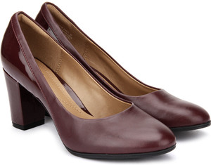 Clarks women's basil 2025 auburn dress pump