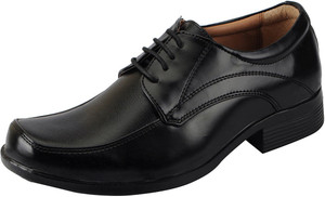 Bata Lace Up